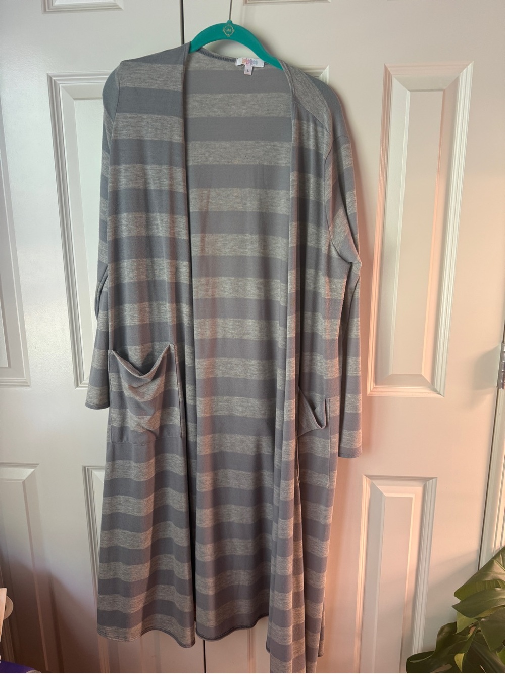 LuLaRoe Gray Striped Open Front Cardigan